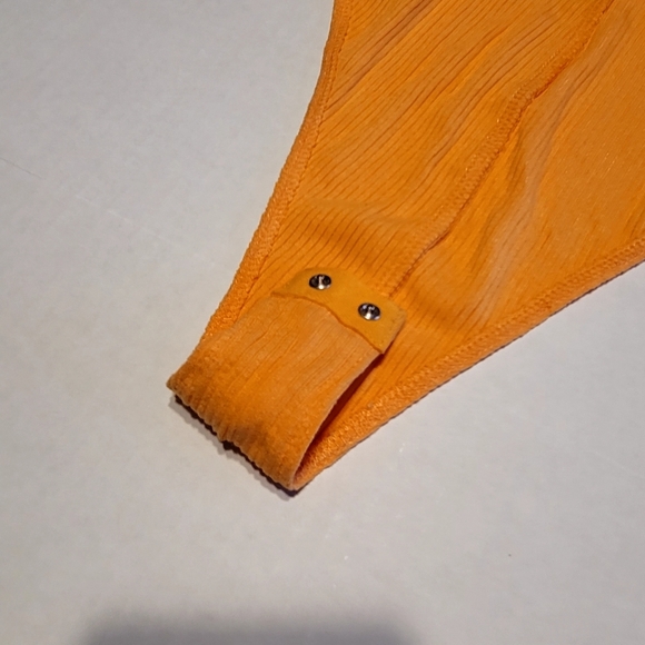 Wild Fable Bodysuit Size Small Orange - Picture 4 of 10